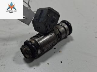 форсунка Citroen Xsara 1 поколение [рестайлинг] 2000, 1.8 л., бензин, МКПП, красный, хетчбэк 5 дв., MP049