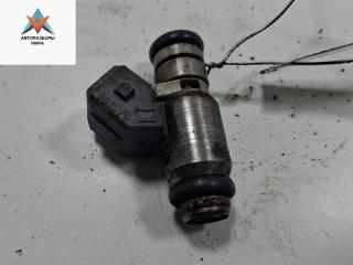 форсунка Citroen Xsara 1 поколение [рестайлинг] 2000, 1.8 л., бензин, МКПП, красный, хетчбэк 5 дв., MP049