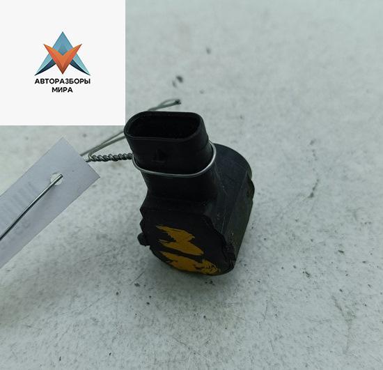 датчик парктроника Volkswagen Passat B6 2006, 2.0 л., бензин, МКПП, серый, седан, 3C0919275L - фото №1