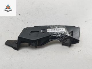 кронштейн переднего бампера Volkswagen Passat B6 2008, 2.0 л., дизель, МКПП, чёрный, универсал, 3C0807724