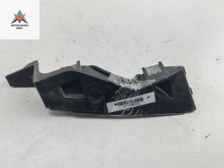 кронштейн переднего бампера Volkswagen Passat B6 2008, 2.0 л., дизель, МКПП, чёрный, универсал, 3C0807505LH