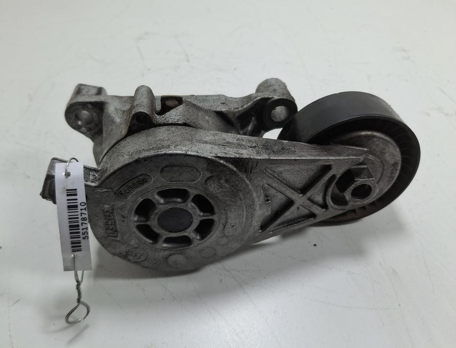 механизм натяжения ремня, цепи Volkswagen Passat B6 2007, 2.0 л., дизель, АКПП, синий, универсал - фото №1
