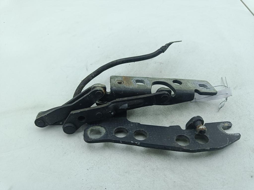 петля капота правая BMW 5 E39 2003, чёрный, универсал, 41618203276
