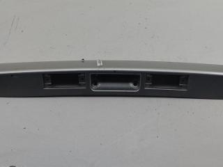 накладка подсветки номера Chrysler Voyager 2004, 2.8 л., дизель, АКПП, серый, минивэн