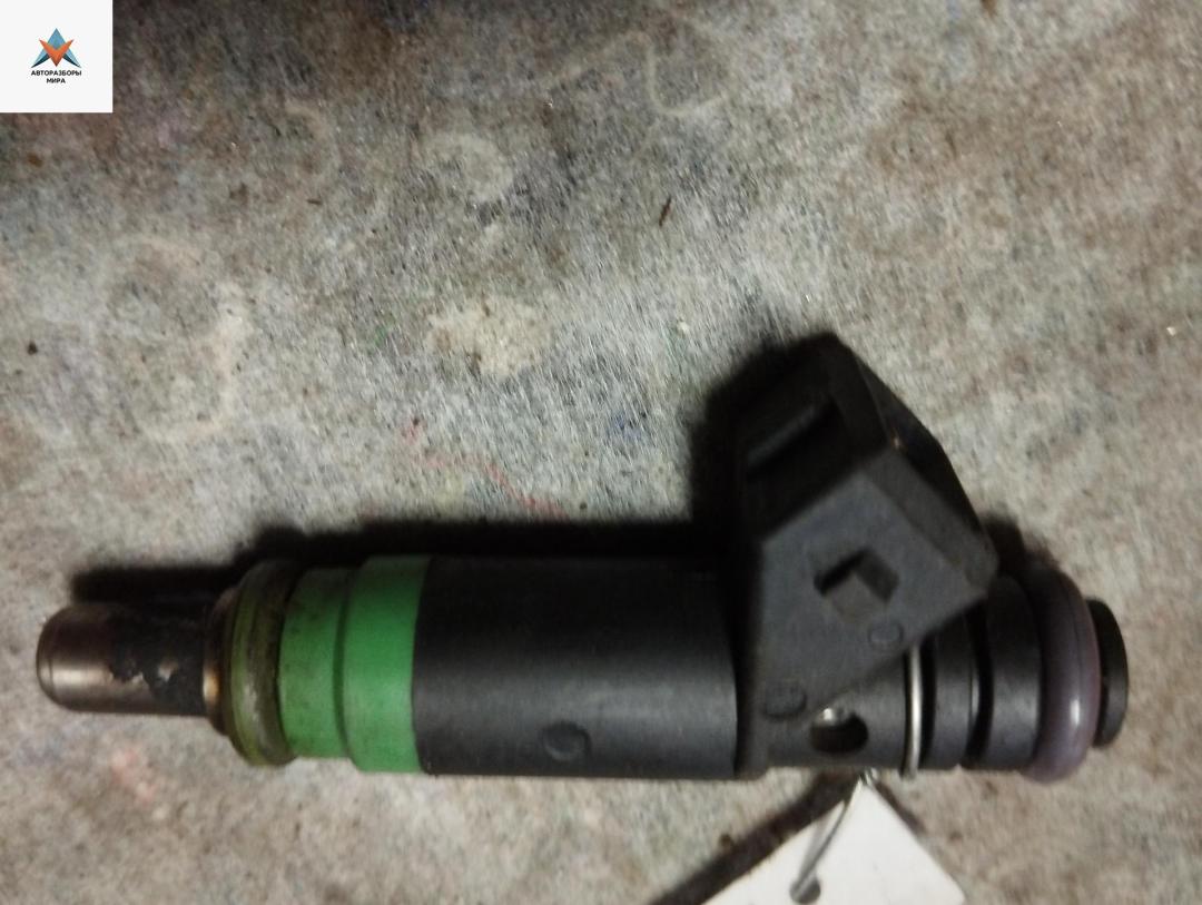 форсунка Ford Focus 1 поколение 2000, 1.6 л., i, бензин, АКПП, белый, хетчбэк 5 дв., 98MFBA - фото №1