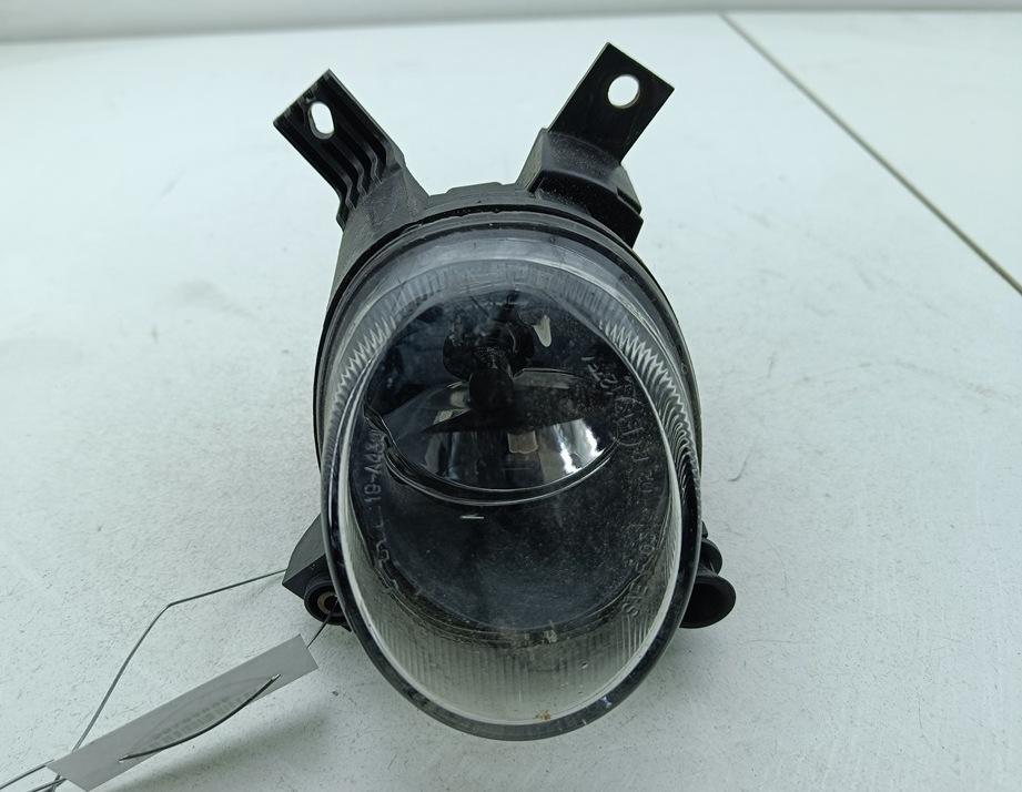фара противотуманная левая Audi A4 B7 2006, 2.0 л., бензин, АКПП, серый, универсал