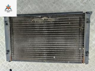 радиатор охлаждения Audi A4 B7 2004, 2.0 л., бензин, МКПП, синий, седан, 8E0121251