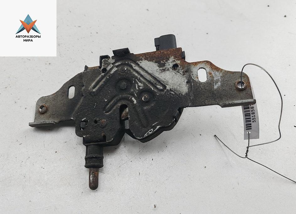 замок капота Ford Mondeo 3 поколение 2002, 2.5 л., бензин, МКПП, серый, седан, 1S7A16700AC - фото №1