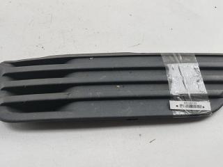 заглушка (решетка) в бампер Ford Focus 2 поколение 2005, 1.6 л., дизель, МКПП, чёрный, универсал, 4M5119952BE