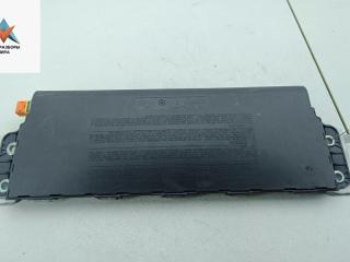 подушка безопасности коленная Volkswagen Golf 6 поколение 2011, 1.6 л., дизель, МКПП, белый, хетчбэк 5 дв., 5K1880841D