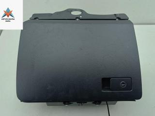 бардачок Volkswagen Passat B6 2005, 1.6 л., бензин, МКПП, серый, универсал, 3C1857114.3C1857101