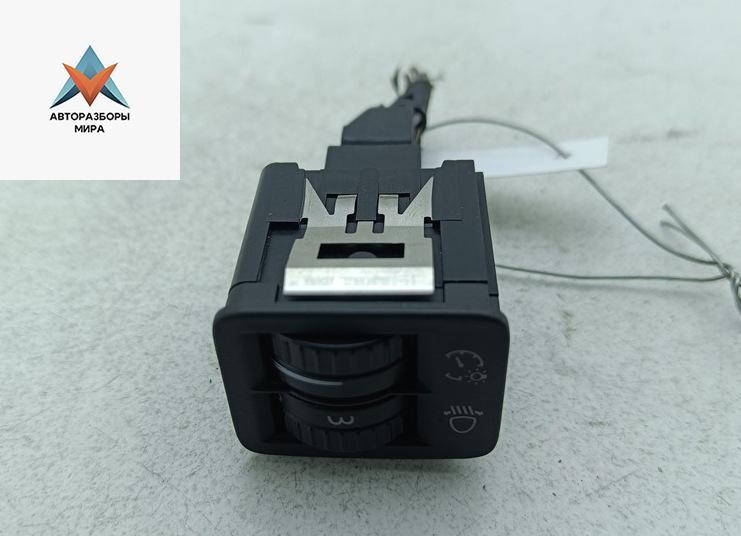 корректор фар Volkswagen Passat B6 2007, 2.0 л., дизель, МКПП, коричневый, универсал, 3C0941333A - фото №1