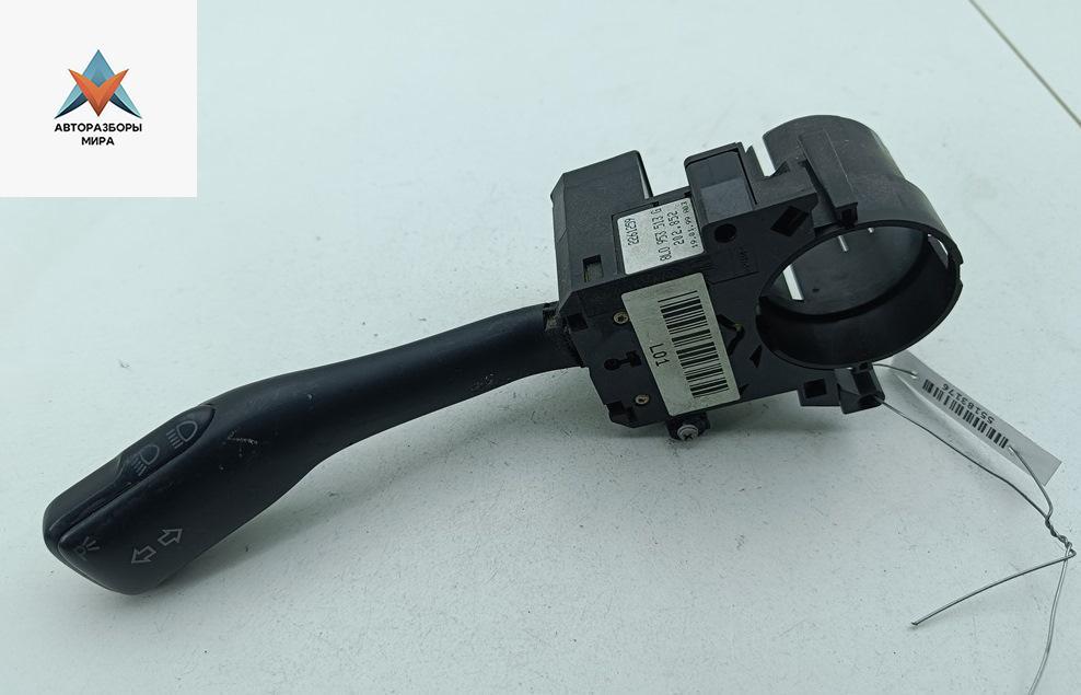 переключатель поворотов Volkswagen Passat B5 1999, 1.6 л., бензин, МКПП, синий, универсал, 8L0953513G - фото №1