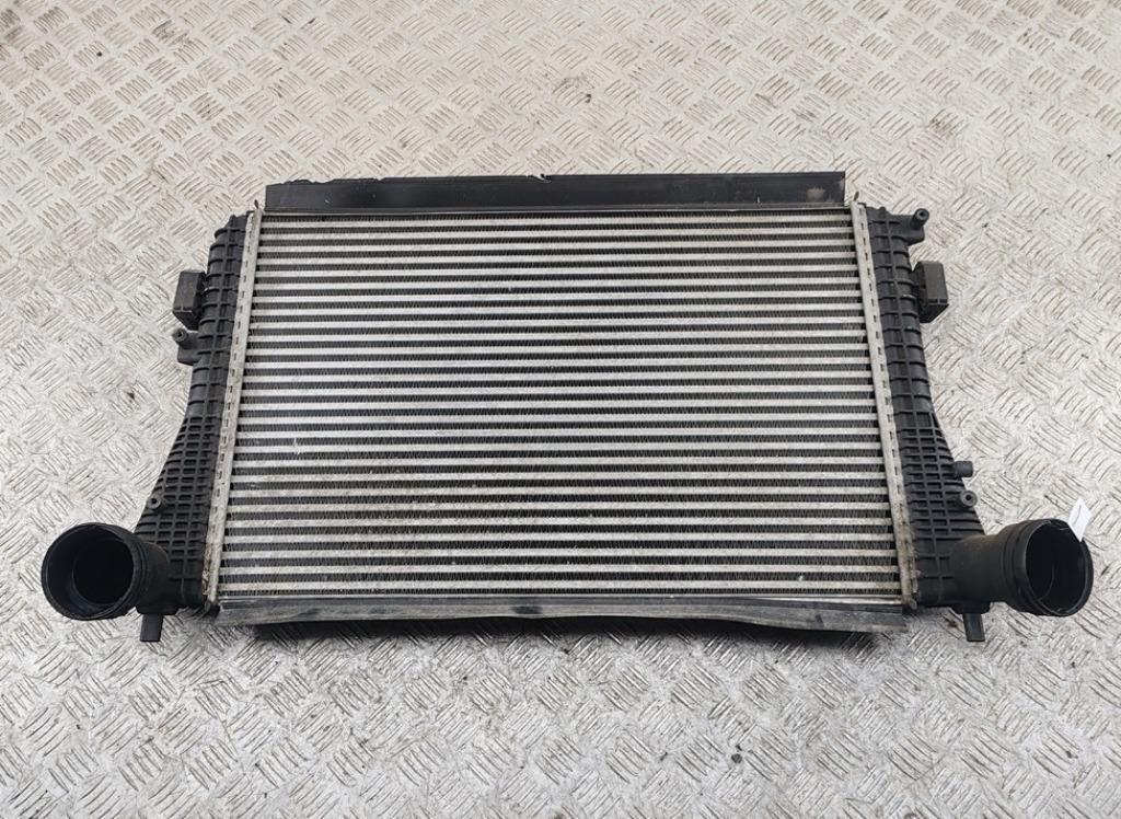 радиатор интеркулера Volkswagen Passat B6 2008, 2.0 л., дизель, АКПП, чёрный, универсал, 3C0145805P