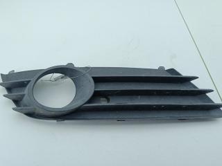 рамка фары противотуманной правой Opel Astra H 2006, 1.9 л., дизель, МКПП, серый, универсал, 13126026
