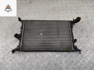 радиатор охлаждения Opel Vectra B 1995, 1.6 л., бензин, МКПП, красный, седан