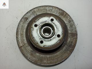 ступица задняя левая Renault Scenic 2 поколение 2005, 2.0 л., бензин, МКПП, красный, минивэн