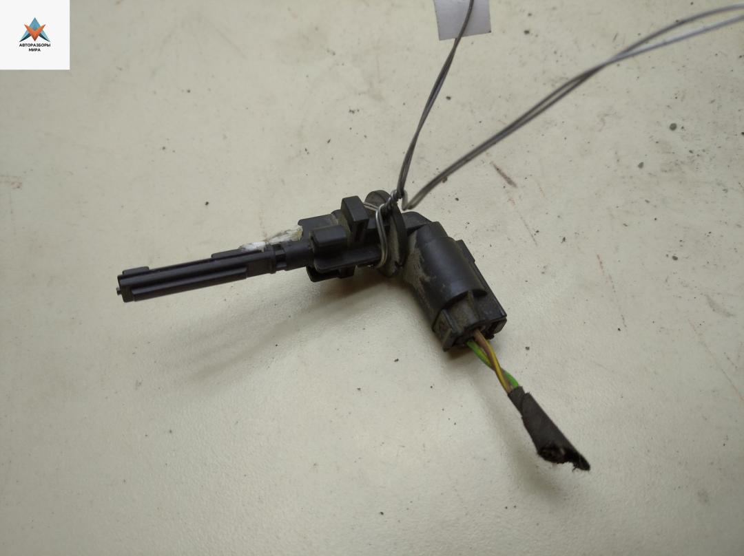 Датчик уровня охлаждающей жидкости Mercedes-Benz Sprinter 2 поколение (W906) 2011, 2.2 л., дизель, МКПП, синий, микроавтобус - фото №1