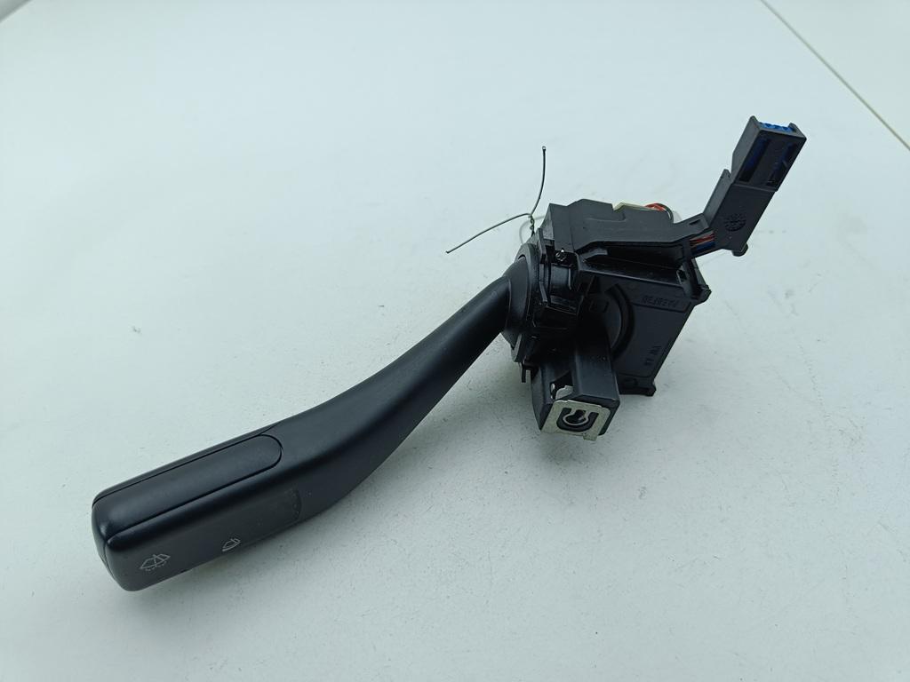переключатель дворников Volkswagen Caddy 2005, 2.0 л., дизель, МКПП, белый, фургон, 1K0953519B