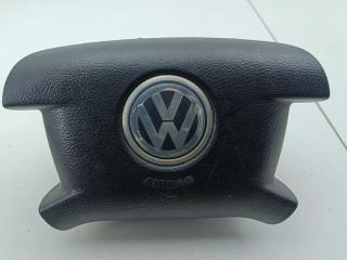 подушка безопасности водителя Volkswagen Caddy 2005, 2.0 л., дизель, МКПП, белый, фургон, 2K0880201B