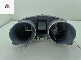 приборная панель Volkswagen Golf 6 поколение 2011, 1.6 л., дизель, МКПП, белый, хетчбэк 5 дв., 5K0920872A