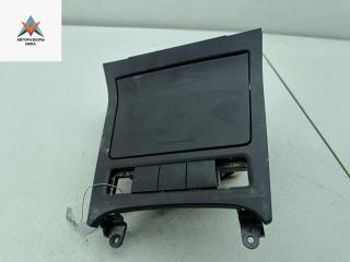 бардачок Volkswagen Golf 6 поколение 2011, 1.6 л., дизель, МКПП, белый, хетчбэк 5 дв., 5K0857961A