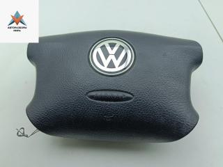 подушка безопасности водителя Volkswagen Golf 4 поколение 2001, 1.6 л., бензин, МКПП, чёрный, хетчбэк 5 дв., 3B0880201AN