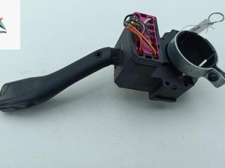 переключатель поворотов Volkswagen Golf 4 поколение 2000, 1.4 л., бензин, МКПП, серый, хетчбэк 5 дв., 8L0953513G