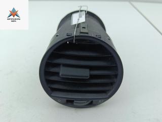 дефлектор обдува салона Volkswagen Caddy 3 поколение 2005, 2.0 л., дизель, МКПП, белый, фургон, 2K0819703B