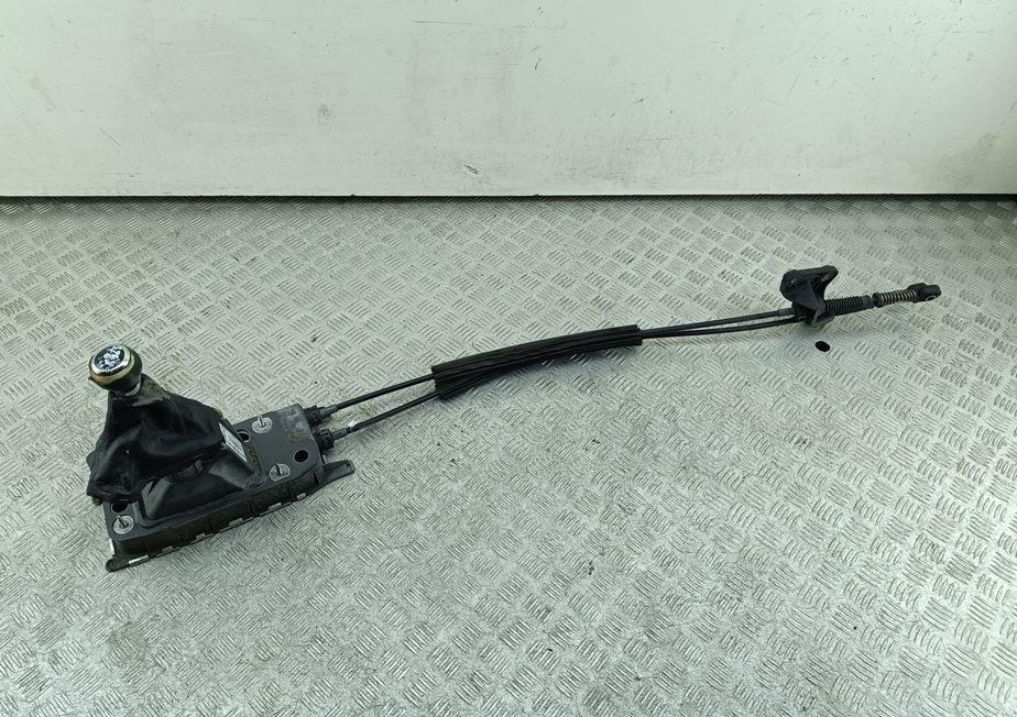 кулиса Volkswagen Passat B6 2008, 2.0 л., дизель, МКПП, чёрный, универсал, 3C0711049S