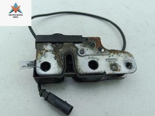замок капота Volkswagen Passat B6 2008, 1.9 л., дизель, МКПП, красный, универсал, 3C1823187