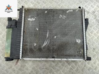 радиатор охлаждения BMW 5 серия E39 1998, 2.0 л., бензин, МКПП, синий, универсал, 1740699