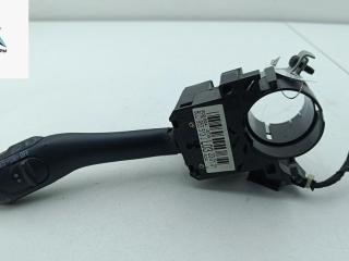 переключатель поворотов Volkswagen Golf 4 поколение 2001, 1.6 л., бензин, МКПП, чёрный, хетчбэк 5 дв., 8L0953513J