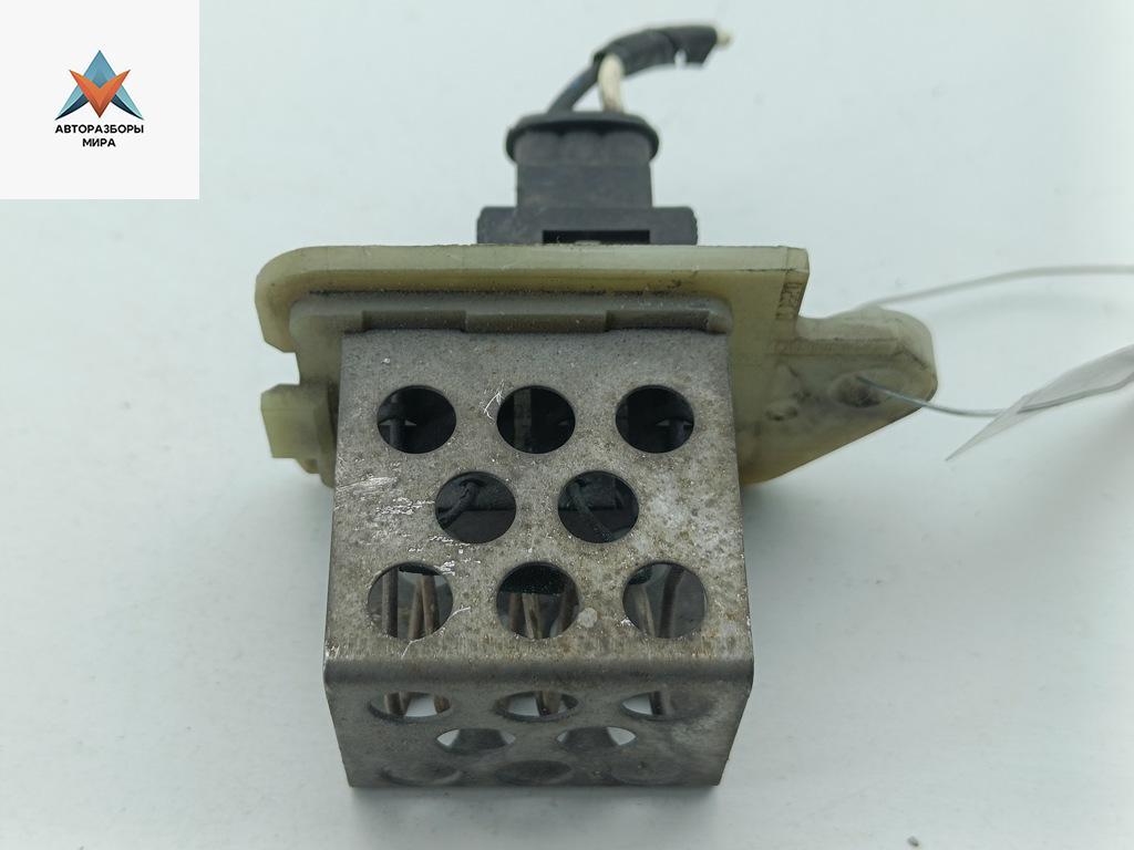 блок управления вентилятором (реле) Peugeot 607 1 поколение 2000, 2.2 л., бензин, МКПП, серый, седан, 9641212680 - фото №1