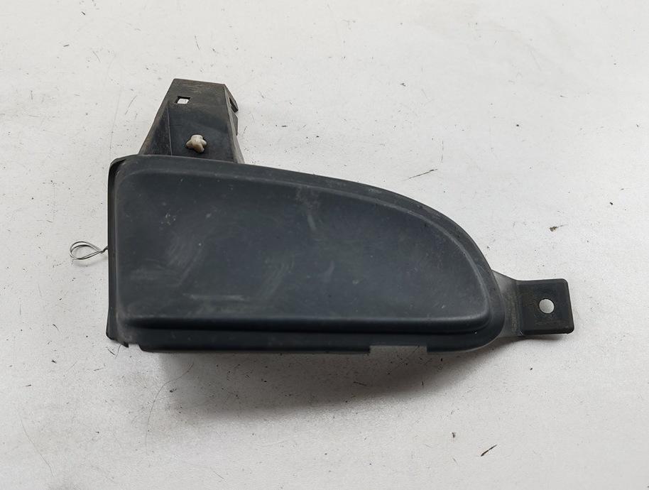 заглушка (решетка) в бампер Volvo S40 / V40 2001, 1.6 л., бензин, МКПП, красный, седан, 888125