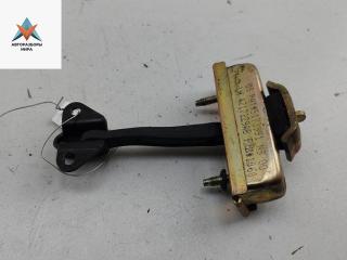 ограничитель открывания двери Chrysler Voyager 4 поколение 2001, минивэн, 4717229AB