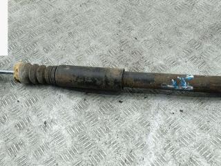 амортизатор задний правый Volkswagen Golf 4 поколение 2002, 1.4 л., бензин, МКПП, чёрный, хетчбэк 5 дв.