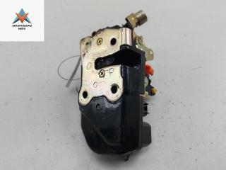 замок двери передней правой Chrysler Voyager 4 поколение 2001, 2.4 л., бензин, МКПП, серый, минивэн