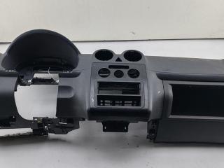 панель передняя салона (торпедо) Volkswagen Caddy 2005, 2.0 л., дизель, МКПП, белый, фургон