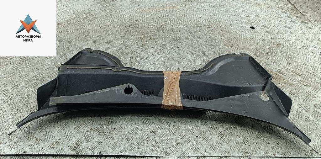 дождевик Volkswagen Passat B6 2008, 1.9 л., дизель, МКПП, красный, универсал - фото №1