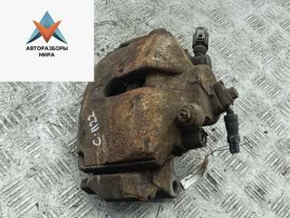 суппорт передний левый Volkswagen Passat B7 2013, 2.0 л., дизель, МКПП, чёрный, универсал