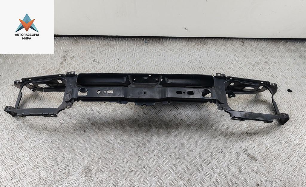 Рамка радиатора Volkswagen Passat B3 1993, 1.8 л., бензин, МКПП, серый, универсал - фото №1