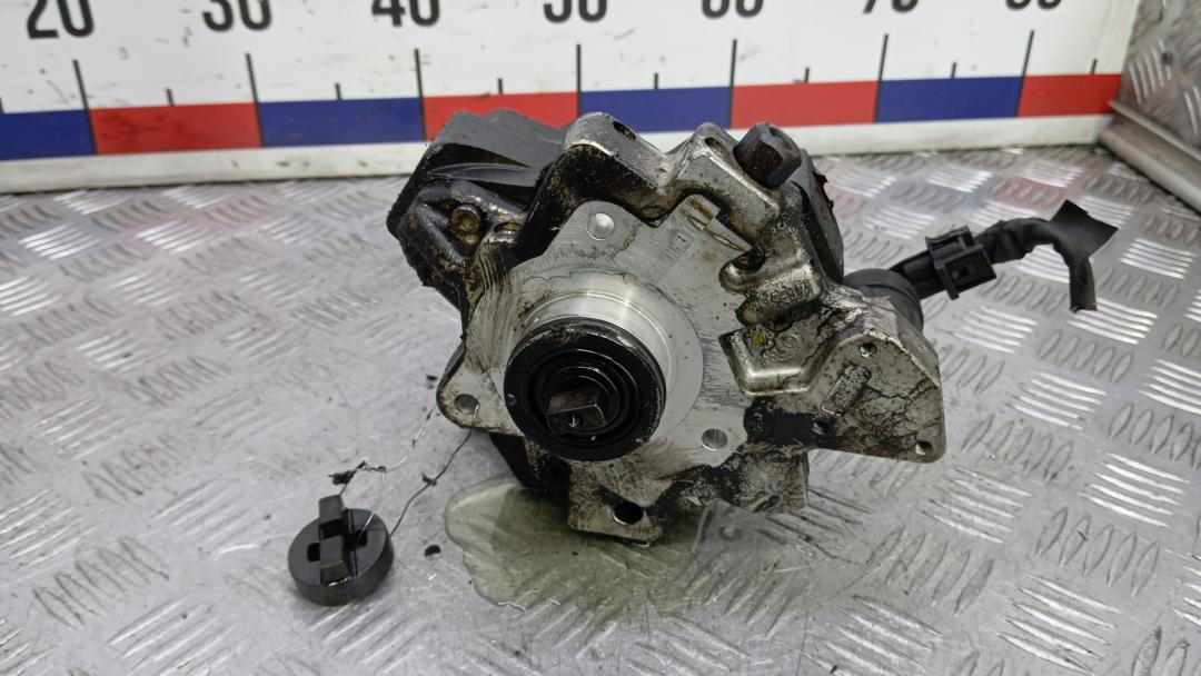 ТНВД Hyundai Tucson 1 поколение 2006, 2.0 л., дизель, АКПП, внедорожник 5 дв., 33100-27400, 0445010121 - фото №1