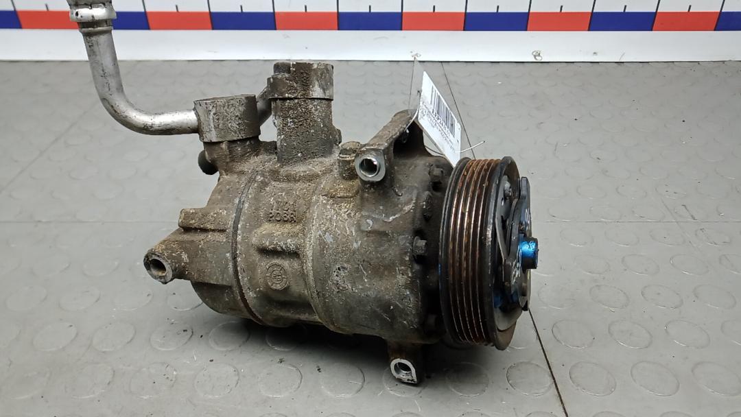 компрессор кондиционера Volkswagen Polo 5 поколение 2010, 1.6 л., дизель, МКПП, хетчбэк 5 дв., 5N0820803 - фото №1