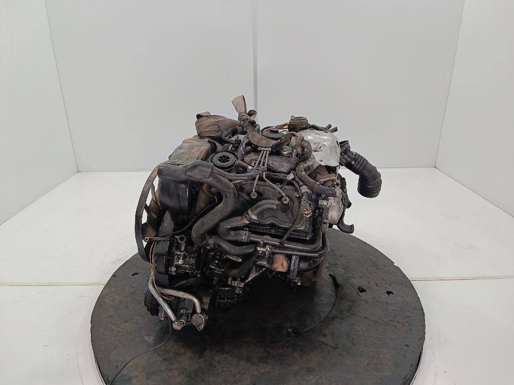 двигатель Audi A6 4B/C5 2000, цвет, AKN - фото №1