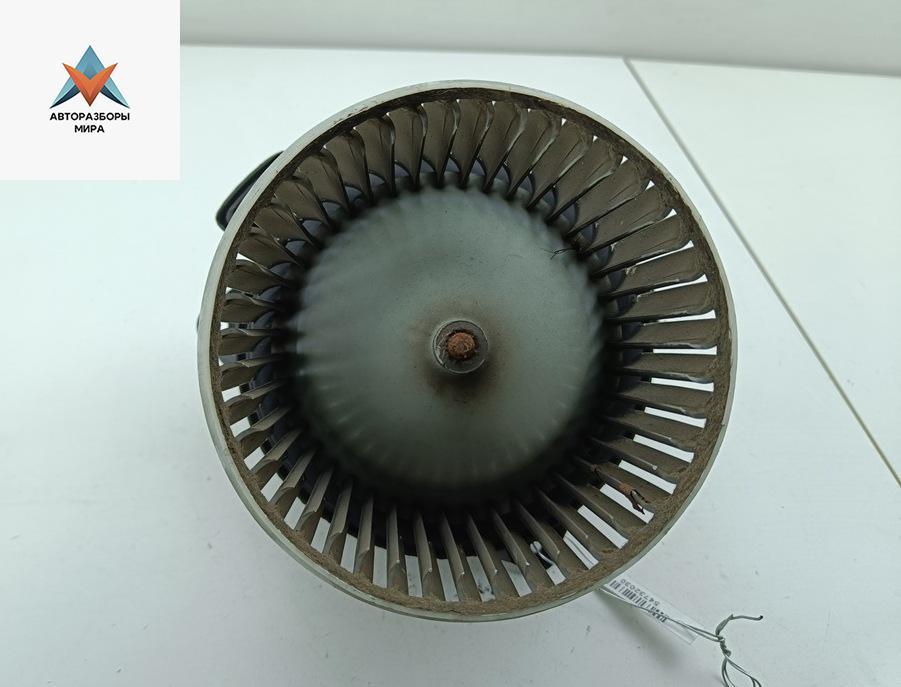 моторчик печки Fiat Stilo 1 поколение 2003, 1.6 л., бензин, МКПП, чёрный, хетчбэк 5 дв. - фото №1