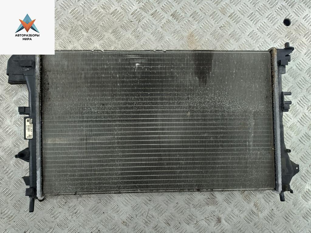 радиатор охлаждения Opel Vectra C 2003, 1.8 л., бензин, МКПП, серый, седан, 868388D - фото №1