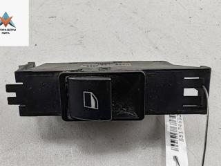 кнопка стеклоподъемника переднего правого BMW 3 серия E46 [рестайлинг] 2004, 2.2 л., бензин, МКПП, чёрный, универсал, 6902176