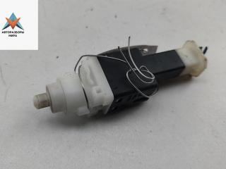 Датчик (включатель) стоп-сигнала Fiat Stilo 1 поколение 2003, 1.6 л., бензин, МКПП, чёрный, хетчбэк 5 дв., 46840510