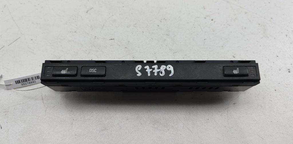 кнопка обогрева сидений BMW 3 E46 2003, 2.0 л., дизель, МКПП, серый, универсал, 6925501